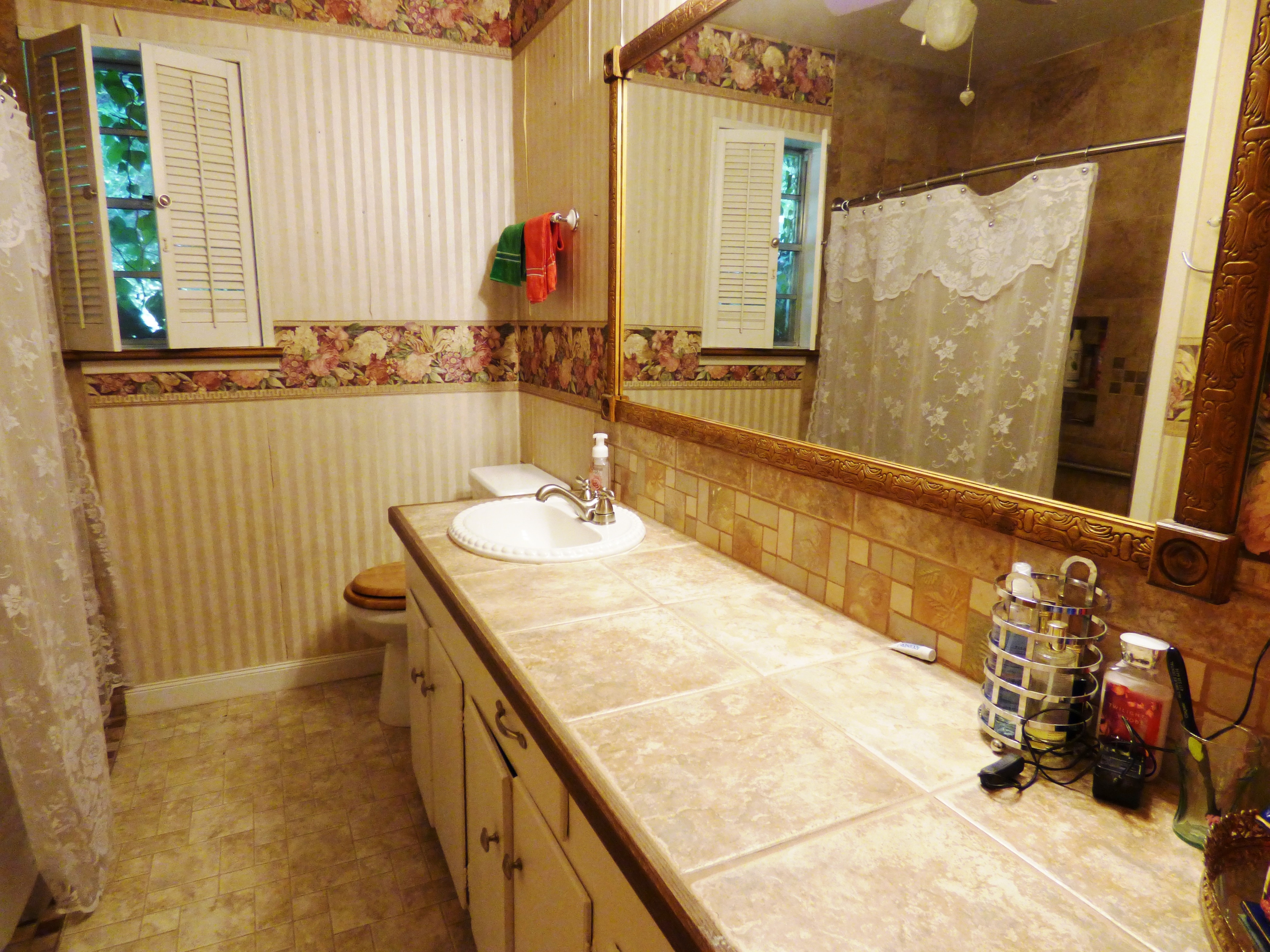 407 Walnut St, Mt. Pleasant, TX 75455
