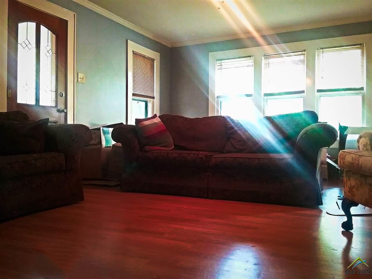 705 S Kaufman, Mt Vernon, TX 75457