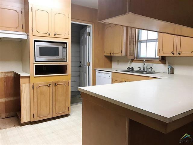 109 Magnolia, Mount Vernon, TX 75457