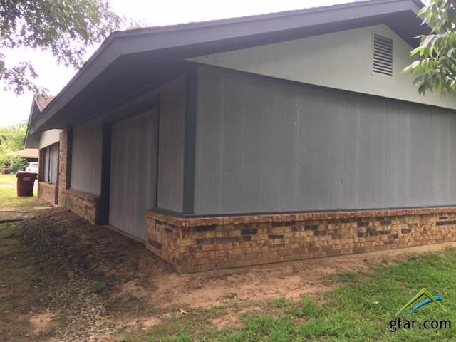 202 Mockingbird, Mt Vernon, TX 75457