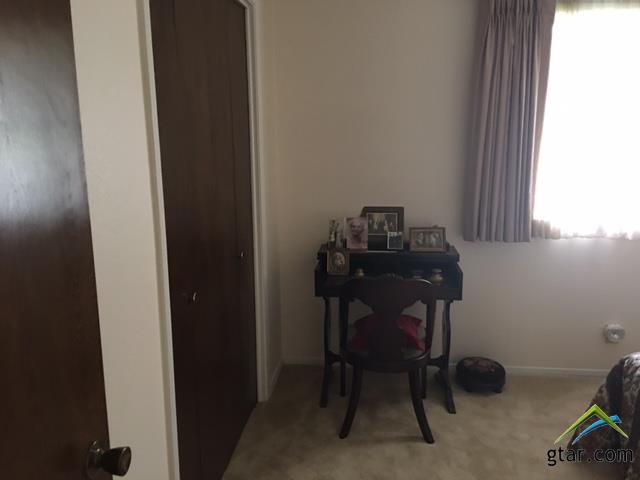 202 Mockingbird, Mt Vernon, TX 75457