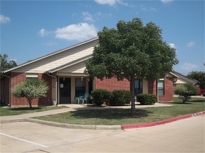 1400 W Washington, Paris, TX 75460