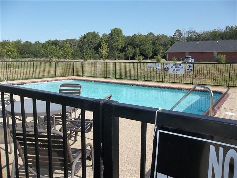 1400 W Washington, Paris, TX 75460