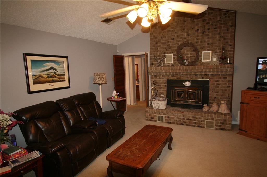 715 38th ST SE, Paris, TX 75462
