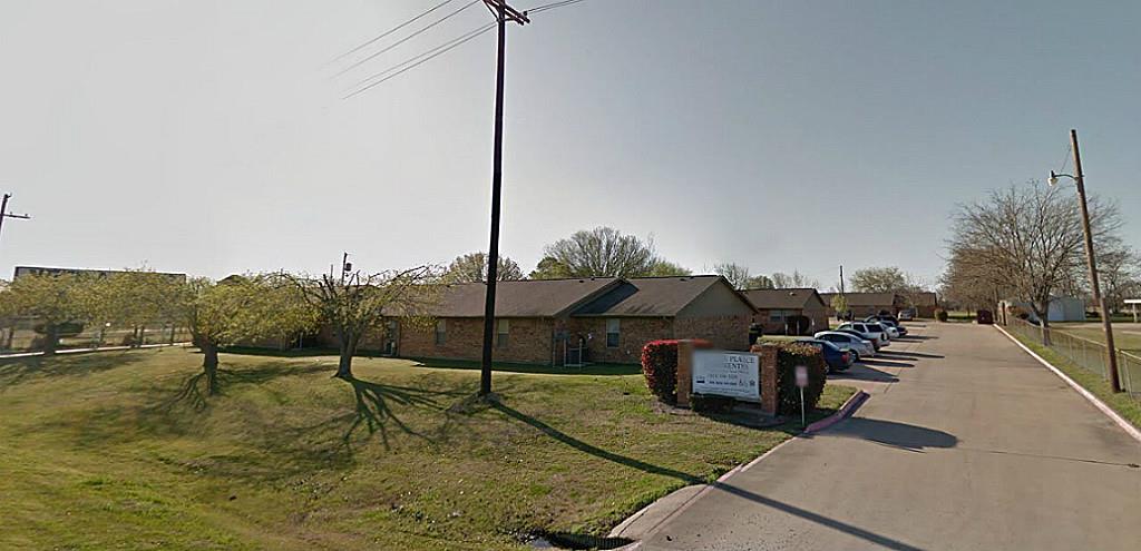 801 West Main Street, Quinlan, TX 75474