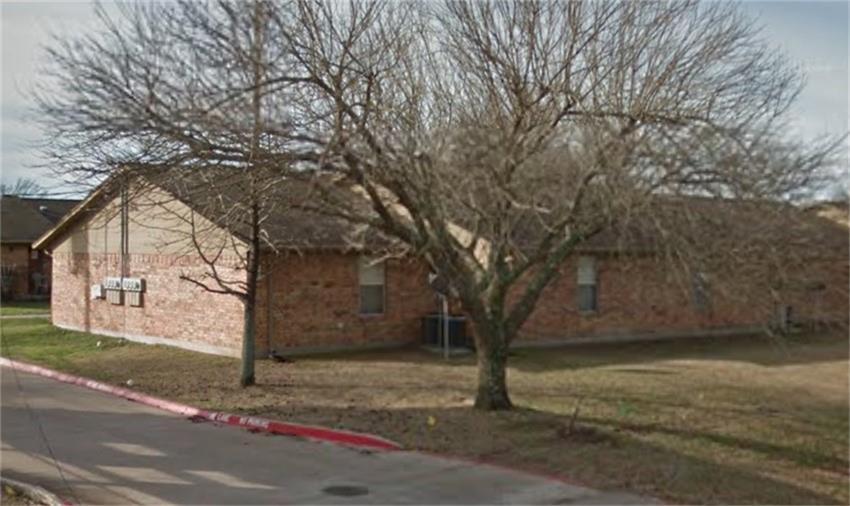 801 West Main Street, Quinlan, TX 75474