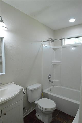 10156 Patton Drive, Quinlan, TX 75474