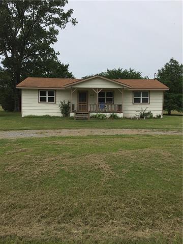 293 County Road 2145, Telephone, TX 75488