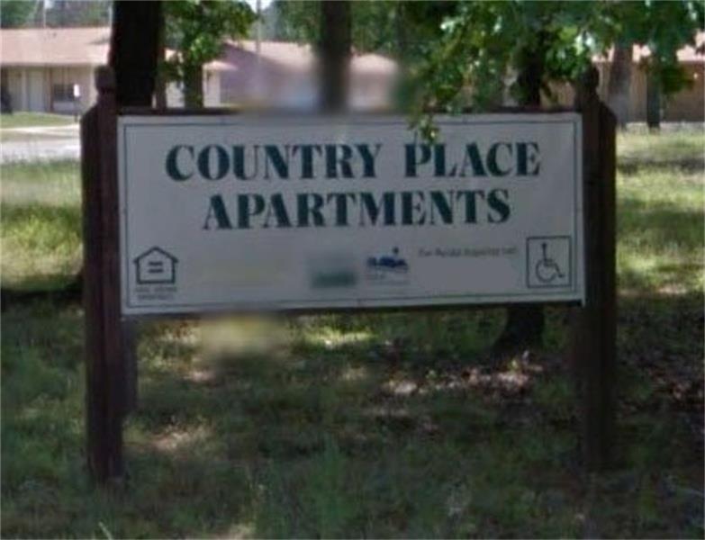 1300 Courtland Road, Atlanta, TX 75551