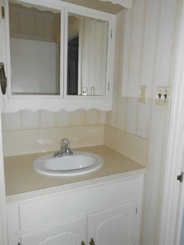 402 E Broad Street, Linden, TX 75563