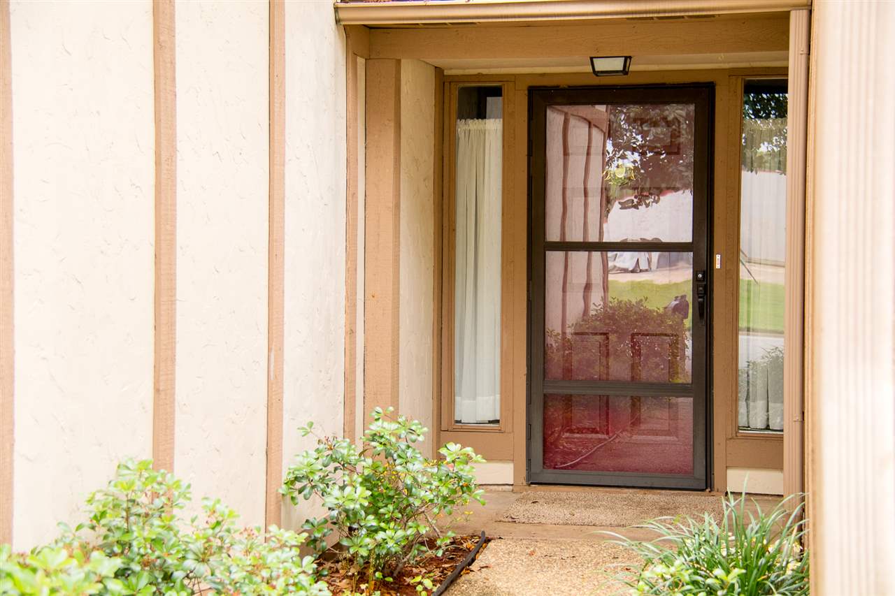 1103 Towne Lake Drive, Longview, TX 75601