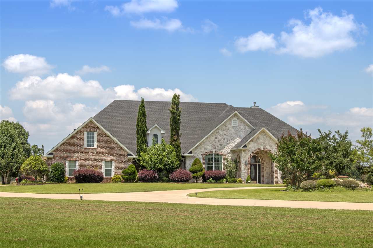 4105 Willow Bend, Longview, TX 75602