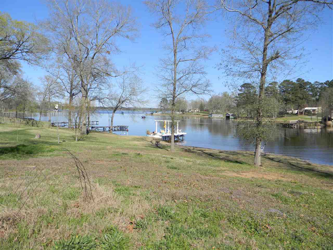 147 CR 195, Gary, TX 75643