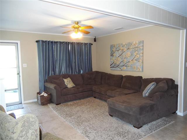 203 Mockingbird, Gilmer, TX 75644