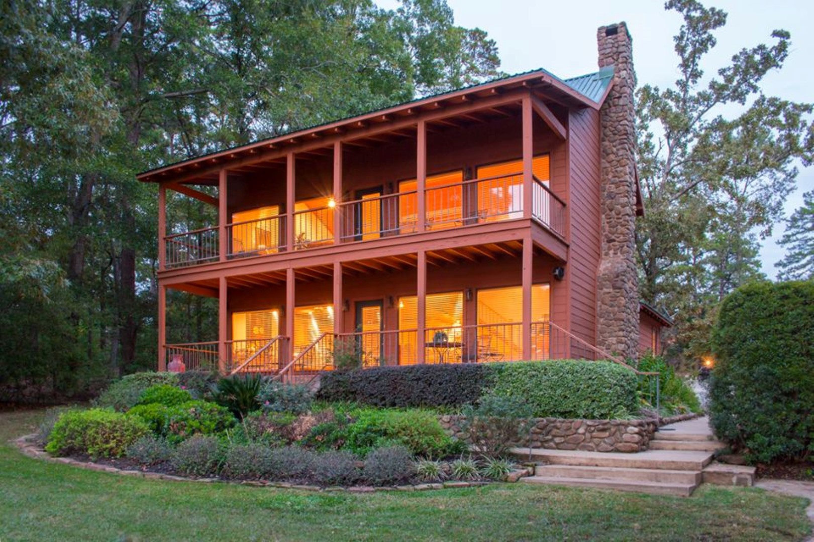 ST 36 Lake Cherokee, Henderson, TX 75652