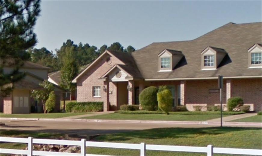 751 Kilgore Drive, Henderson, TX 75652