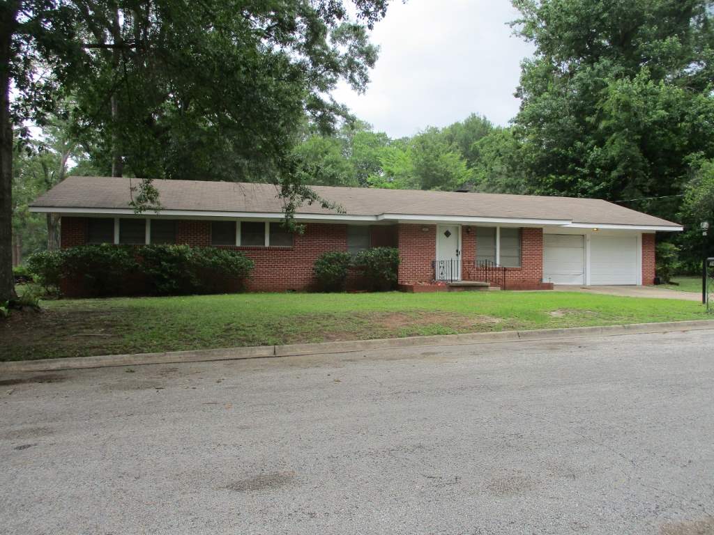3401 INDIAN SPRINGS DR, Marshall, TX 75672