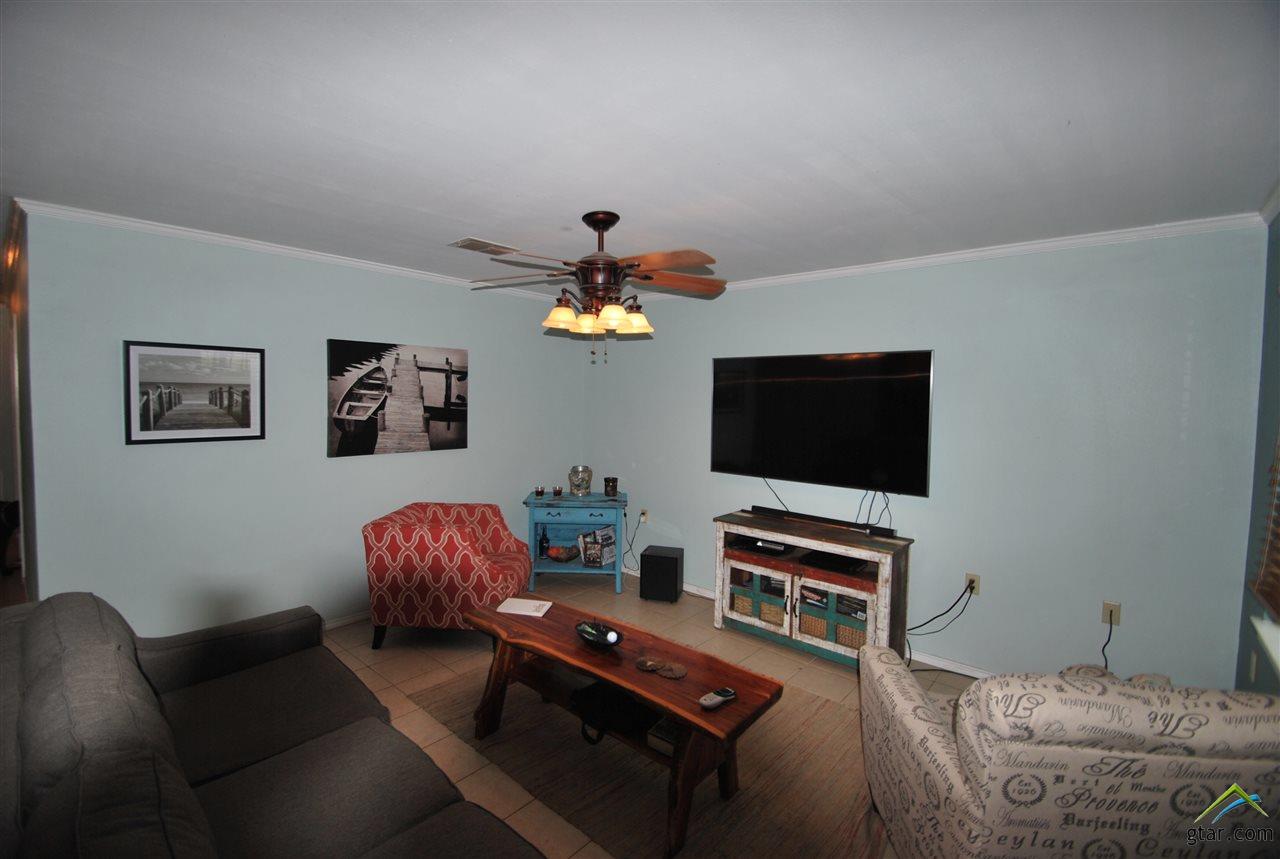 201 Willowbrook, Tyler, TX 75702