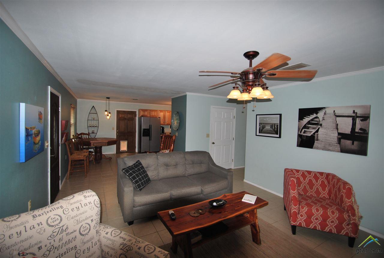 201 Willowbrook, Tyler, TX 75702