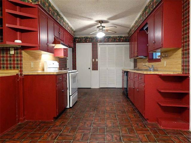 802 Shelby Lane, Athens, TX 75751