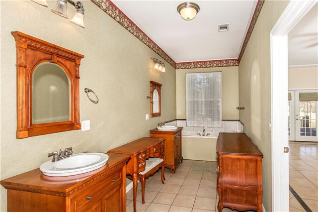 3711 County Road 4804, Athens, TX 75752
