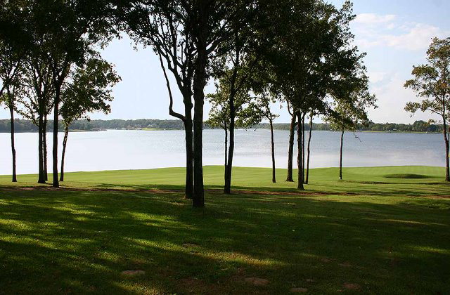 1 Waterford Estate, Athens, TX 75752