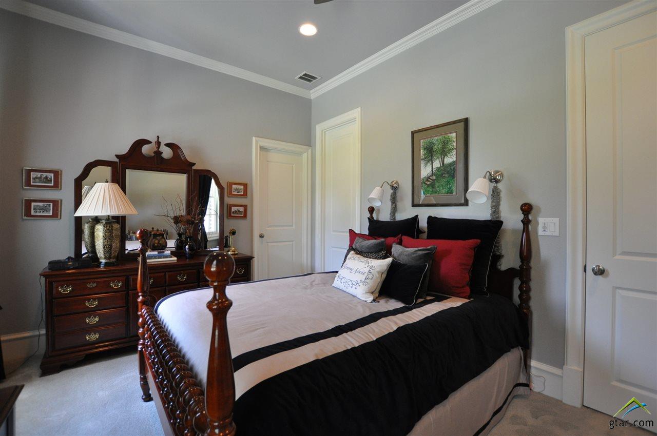 222 Eagles Bluff Blvd, Bullard, TX 75757
