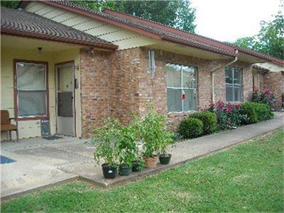 101 Candlewood Drive, Frankston, TX 75763