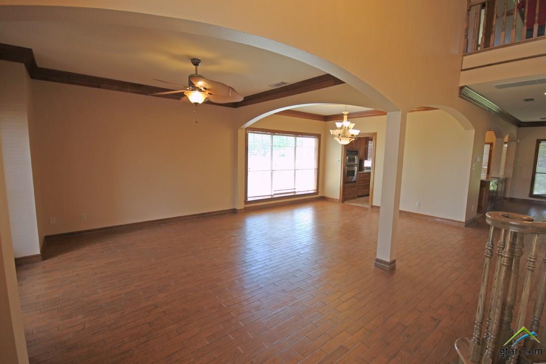 15029 Boaz Ln, Lindale, TX 75771