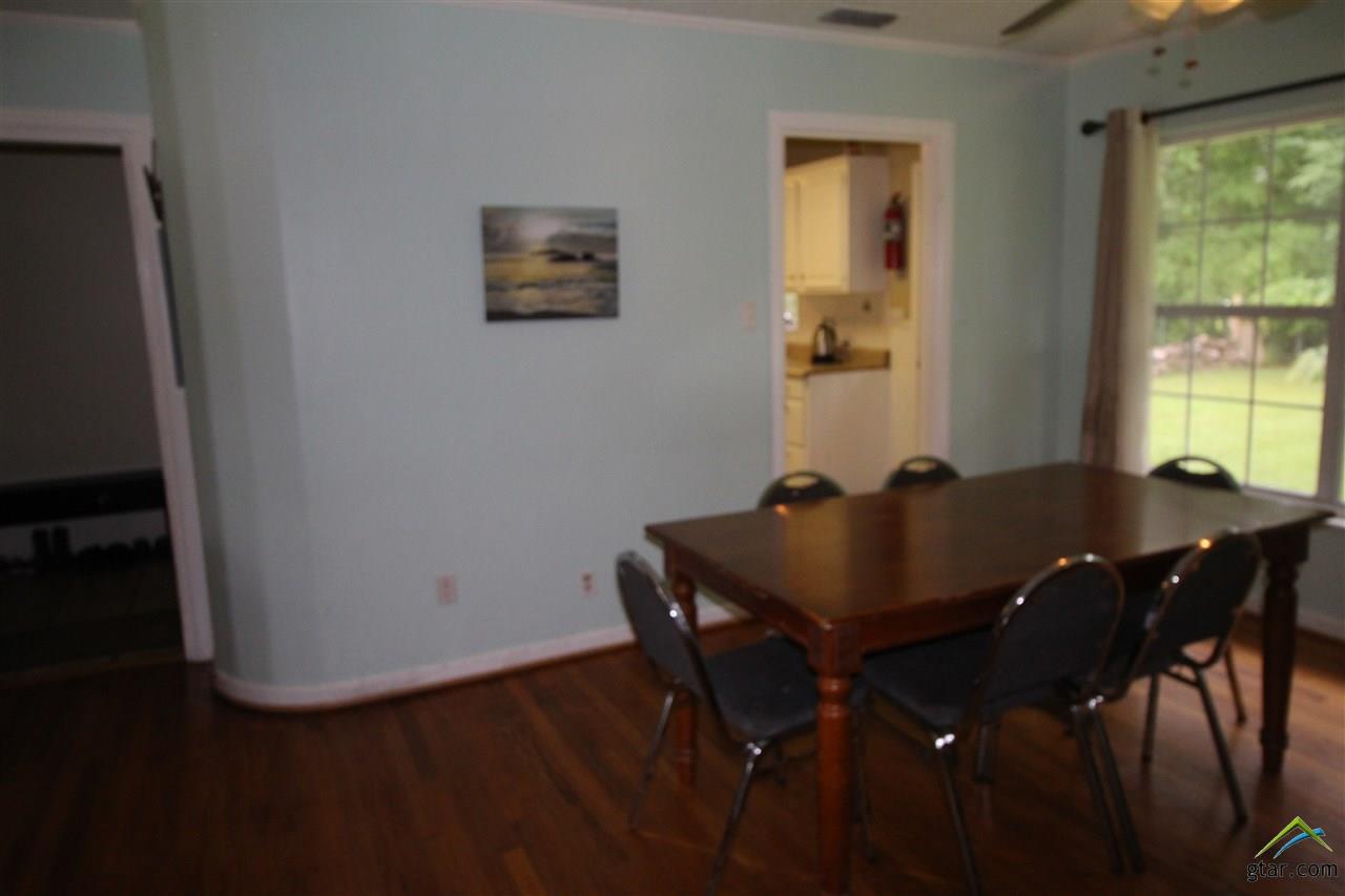 1515 N Pacific, Mineola, TX 75773