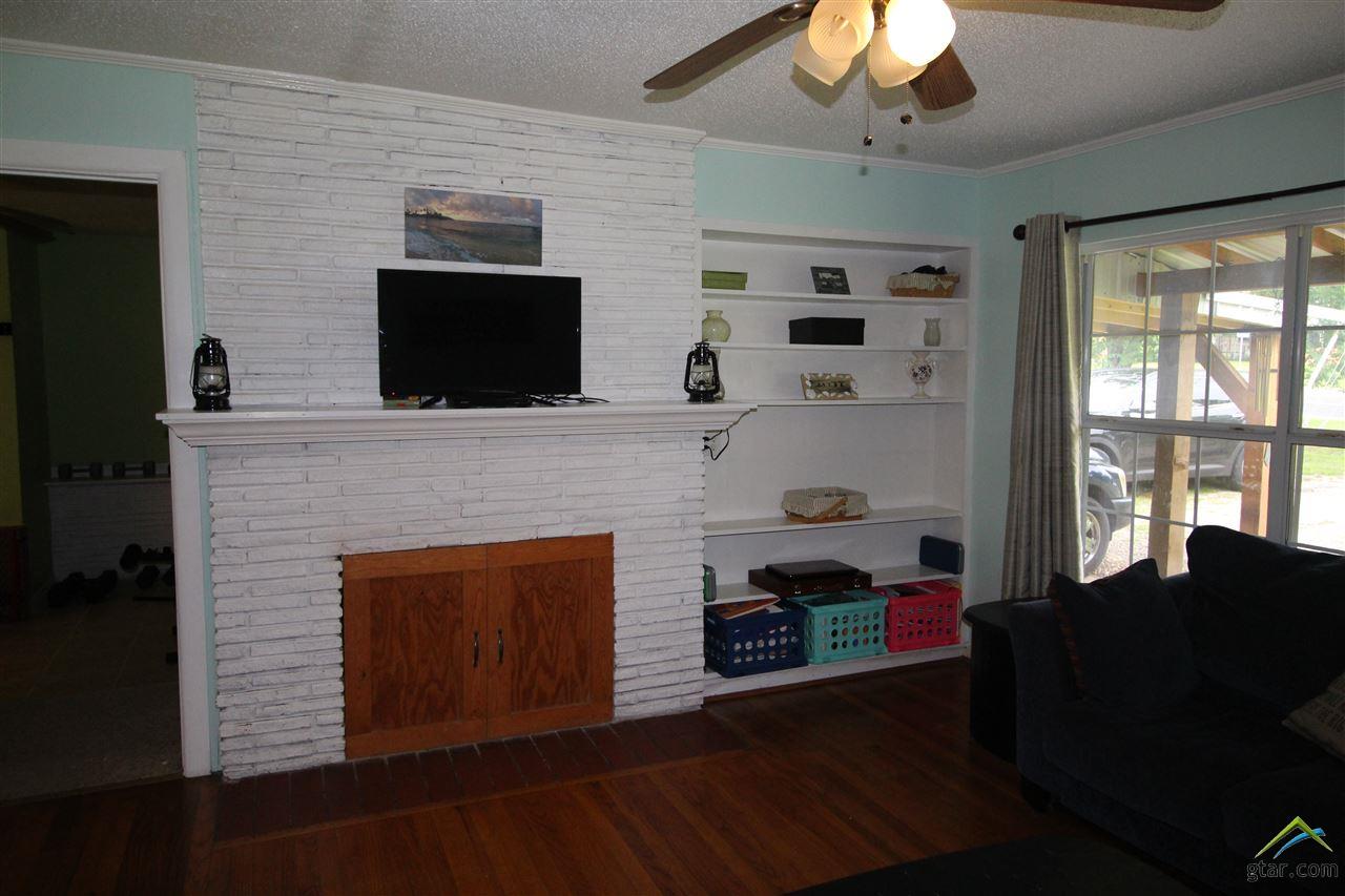 1515 N Pacific, Mineola, TX 75773