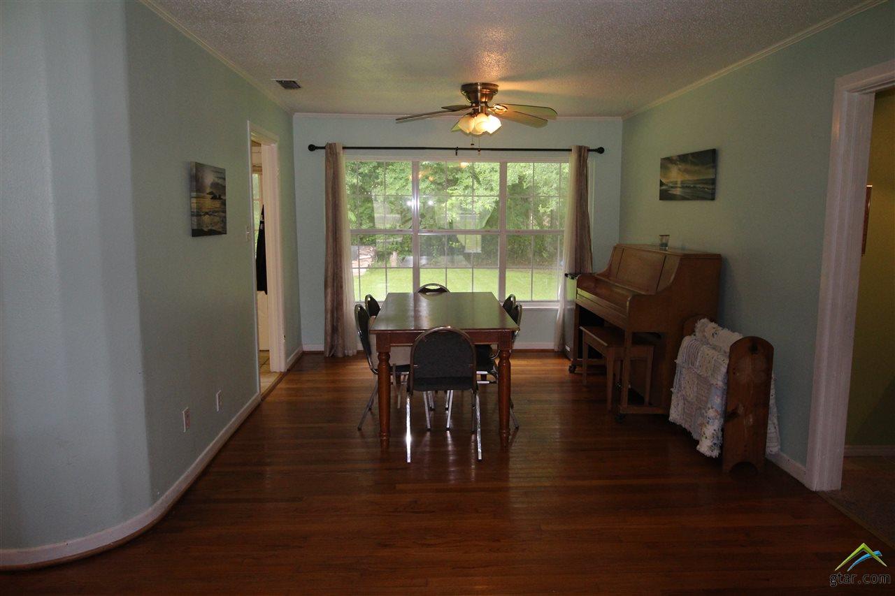 1515 N Pacific, Mineola, TX 75773
