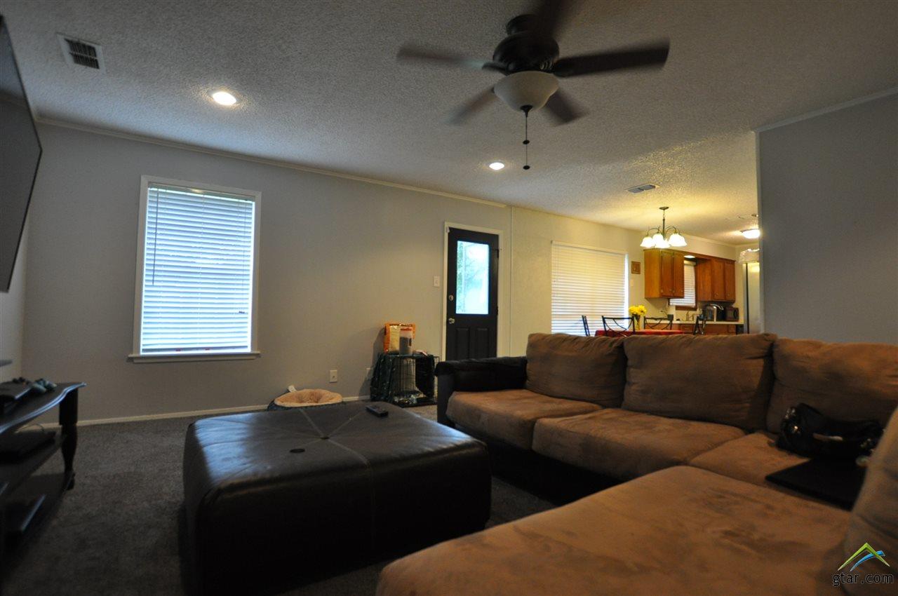 406 Hillcreek, Whitehouse, TX 75791
