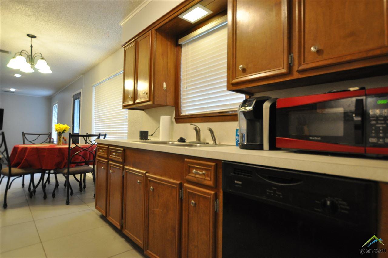 406 Hillcreek, Whitehouse, TX 75791