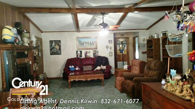 6205 Anderson County Road 153, Palestine, TX 75801