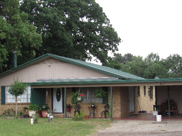402 An County Road 4283, Palestine, TX 75803