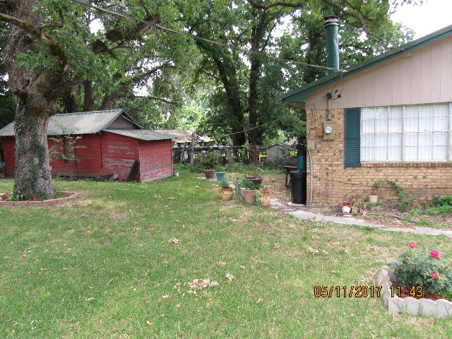 402 An County Road 4283, Palestine, TX 75803