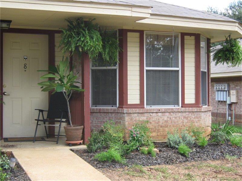 712 Gardner Drive, Palestine, TX 75803