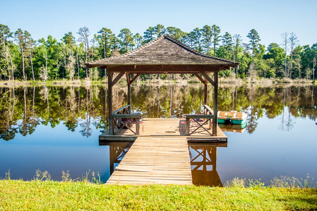 2429 An County Road 1225, Elkhart, TX 75839