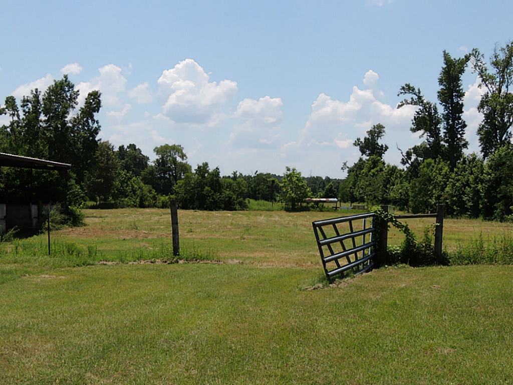219 Bette Street, Trinity, TX 75862