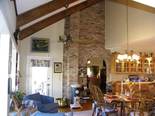 724 E Texas Rd, Lufkin, TX 75901