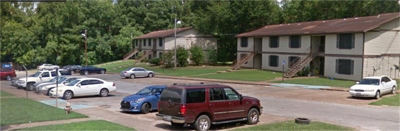 705 Clifford Street, Center, TX 75935