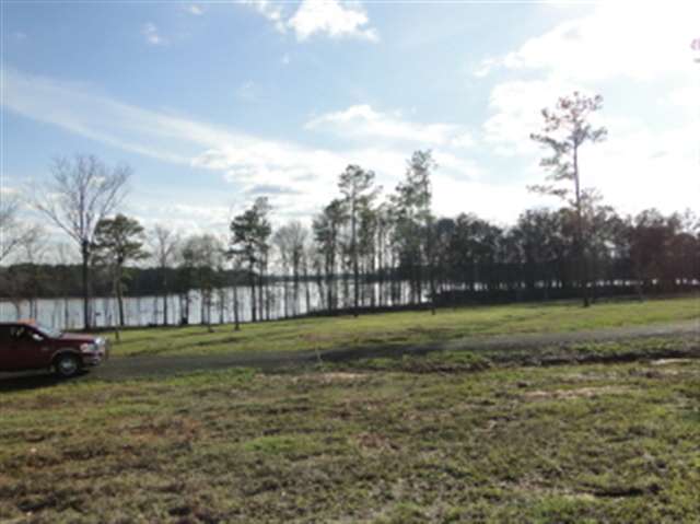122 Legend Circle, Hemphill, TX 75948