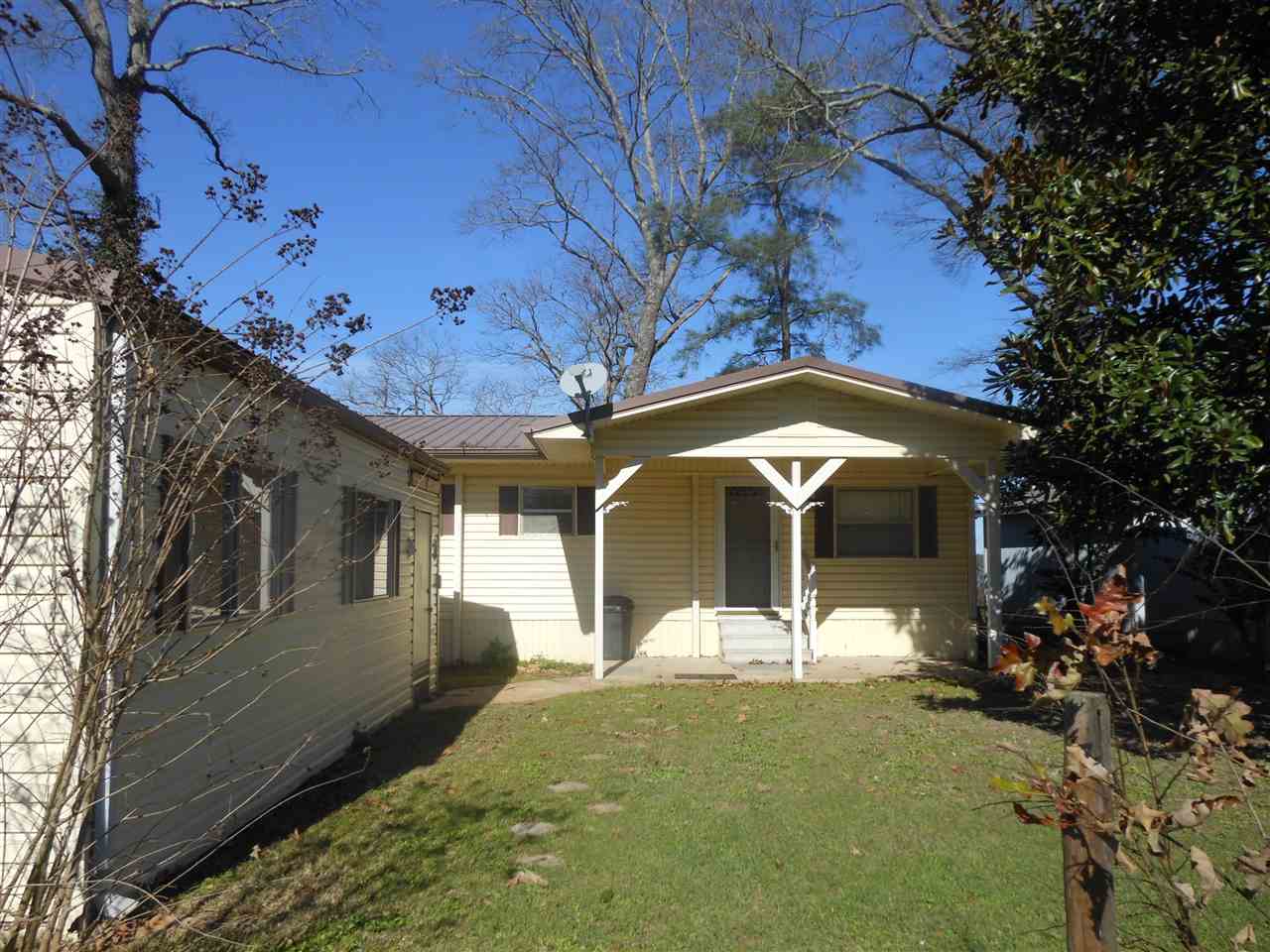 209 Confederate, Hemphill, TX 75948