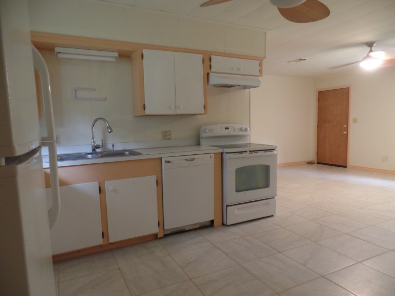 230 S Lighthouse Dr., Hemphill, TX 75948