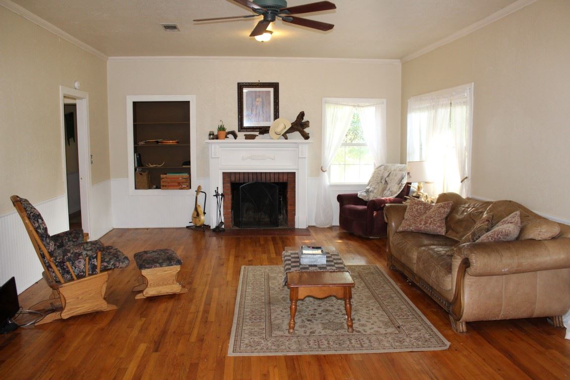 4374 US Hwy 96 S, Jasper, TX 75951