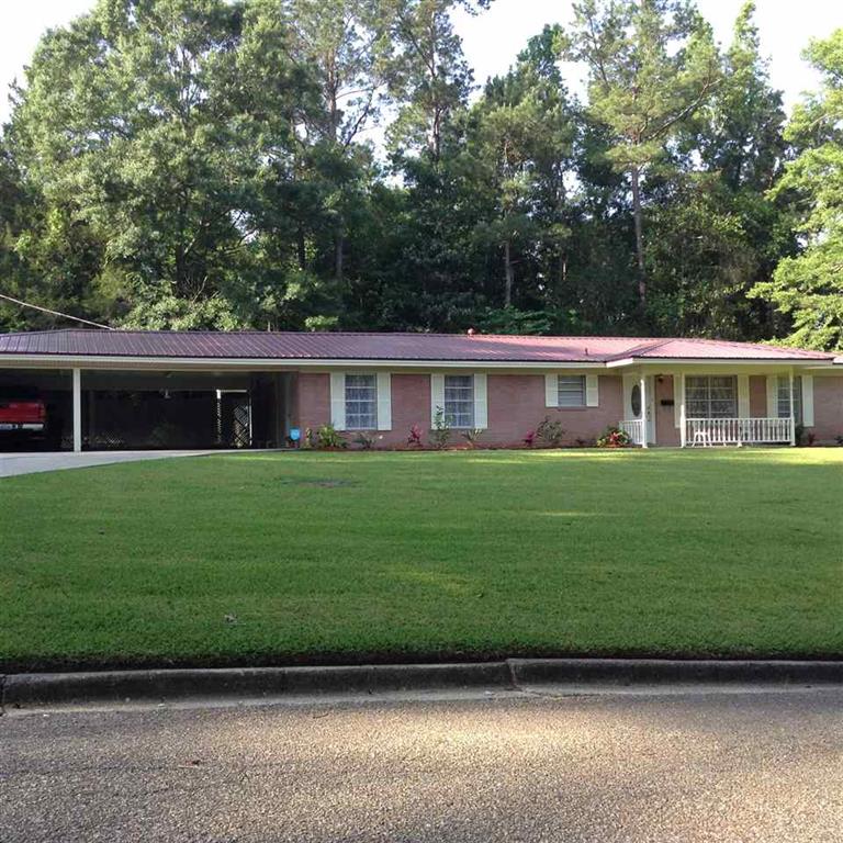 1029 Avenue A, Jasper, TX 75951