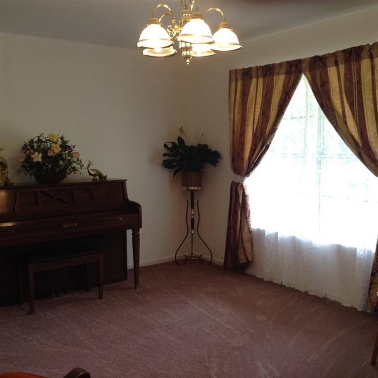 1029 Avenue A, Jasper, TX 75951