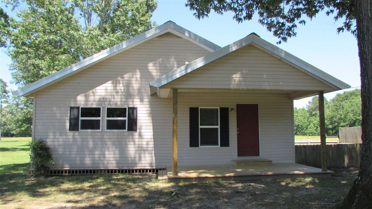 738 FM 3174, Joaquin, TX 75954