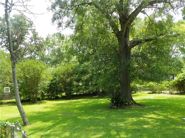 370 Austin Street, Timpson, TX 75975